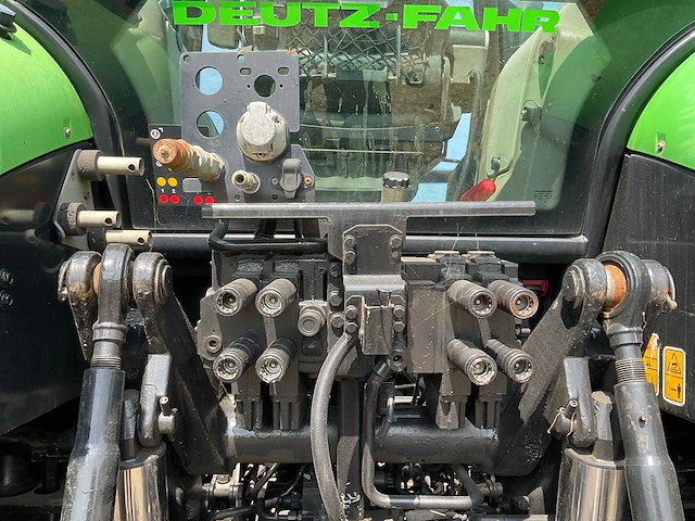 2015 deutz-fahr 6210 cshift vierwielaangedreven landbouwtractor - afbeelding 25 van  27