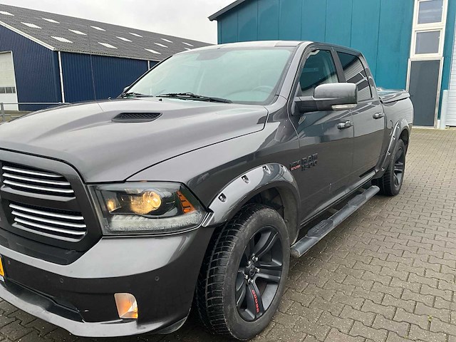 2015 dodge ram 1500 5.7 v8 qaud cab bedrijfswagen - afbeelding 3 van  40