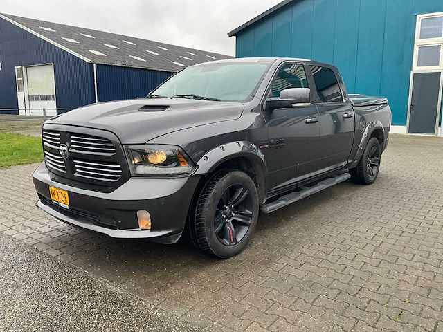 2015 dodge ram 1500 5.7 v8 qaud cab bedrijfswagen - afbeelding 1 van  40