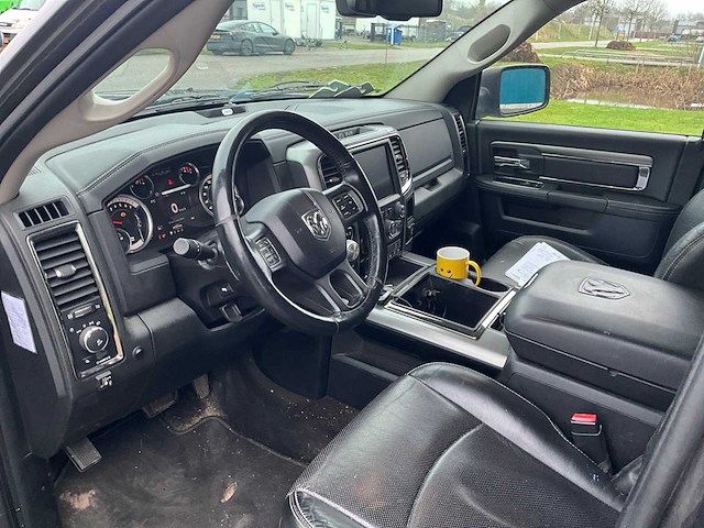 2015 dodge ram 1500 5.7 v8 qaud cab bedrijfswagen - afbeelding 18 van  40