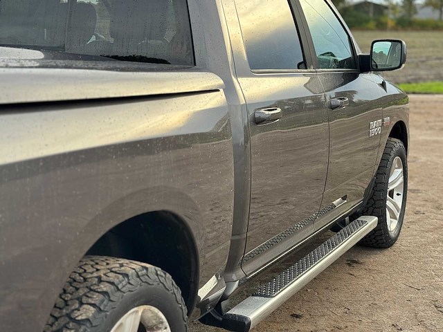 2015 dodge ram 1500 sport 5.7 v8 qc 6'4 - afbeelding 8 van  31