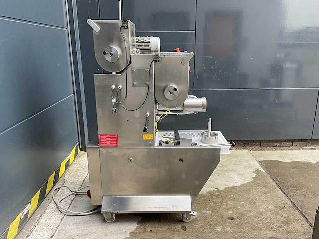 2015 dominioni p55r pasta productiemachine - afbeelding 4 van  9