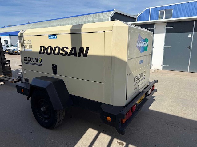 2015 doosan 7/125-10/110 mobiele compressor - afbeelding 3 van  9