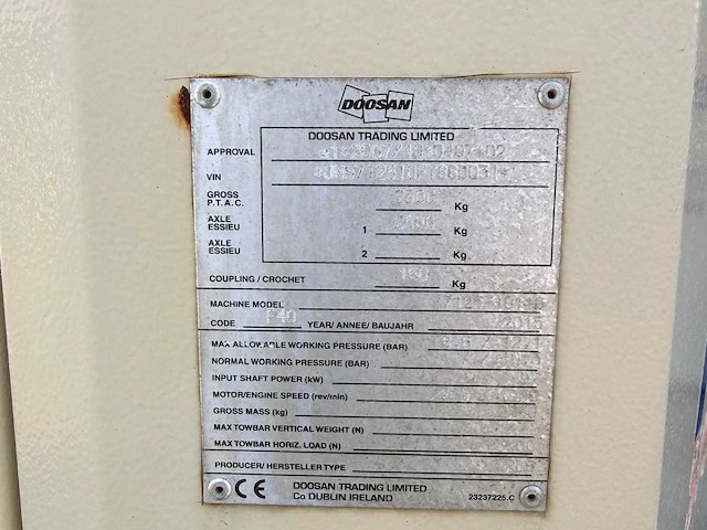 2015 doosan 7/125-10/110 mobiele compressor - afbeelding 4 van  9