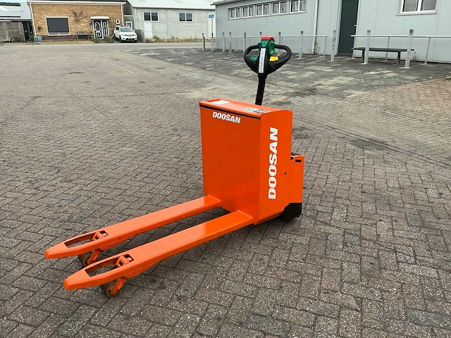 2015 doosan ledh18 elektrische palletwagen - afbeelding 4 van  10