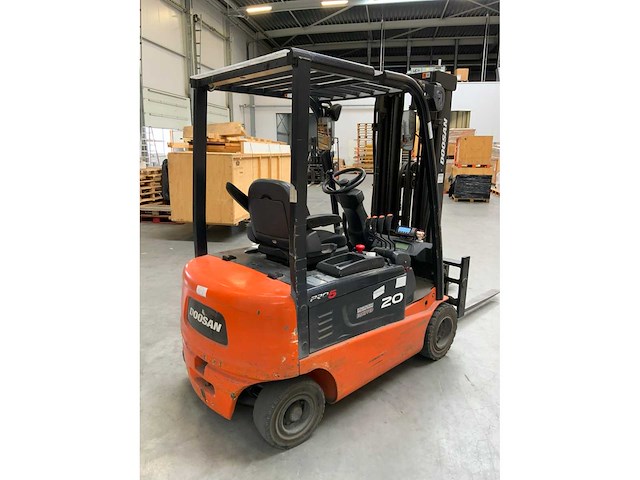 2015 doosan pro5 20 vorkheftruck - afbeelding 2 van  18