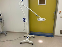 2015 dr mach led 130 operatielamp - afbeelding 2 van  9
