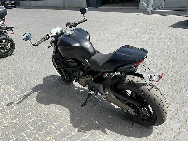 2015 ducati monster 821 motorfiets - afbeelding 9 van  15