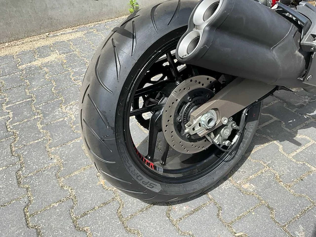 2015 ducati monster 821 motorfiets - afbeelding 7 van  17
