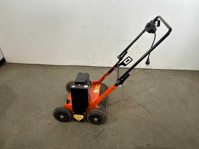 2015 eliet e 401 electric verticuteermachine - 400mm - afbeelding 4 van  8