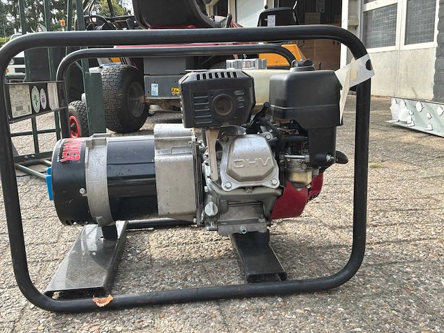 2015 europower ep3300 noodstroomaggregaat - afbeelding 7 van  9