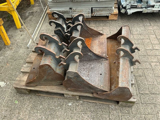 2015 eurosteel verachtert w05-aansluiting snelwissel graafbakken (5x) - afbeelding 3 van  9