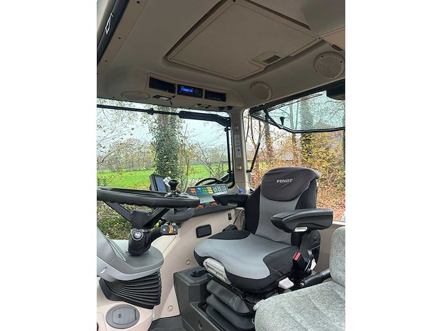 2015 fendt 312 vario s4 vierwielaangedreven landbouwtractor - afbeelding 3 van  15