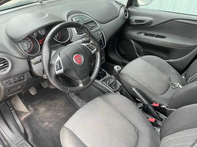 2015 fiat punto evo 1.3 m-jet street personenauto - afbeelding 25 van  27