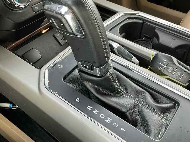 2015 ford f150 lariat 4x4 pick-up bedrijfswagen - afbeelding 5 van  34