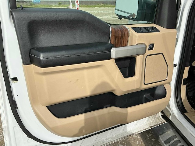 2015 ford f150 lariat 4x4 pick-up bedrijfswagen - afbeelding 6 van  34