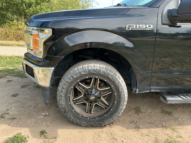 2015 ford f150 xlt personenauto - afbeelding 31 van  32