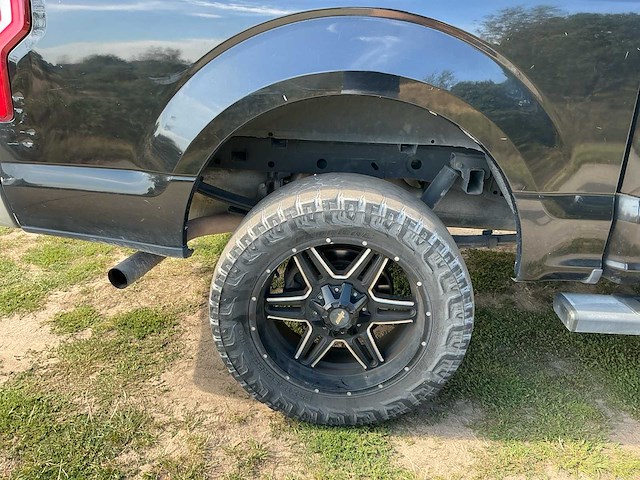 2015 ford f150 xlt personenauto - afbeelding 5 van  32