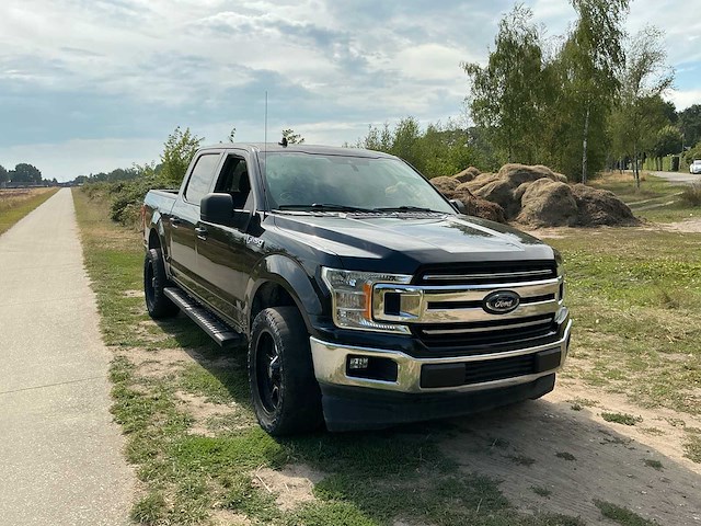 2015 ford f150 xlt personenauto - afbeelding 30 van  32