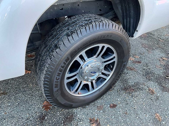 2015 ford f250 super duty platinum v8 6.2l lariat v-77-hrz - afbeelding 3 van  43