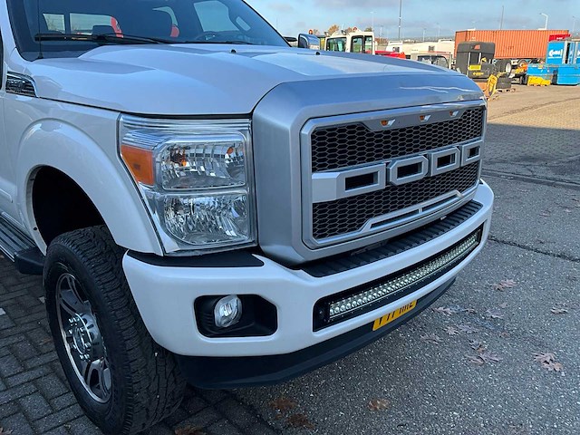 2015 ford f250 super duty platinum v8 6.2l lariat v-77-hrz - afbeelding 9 van  43