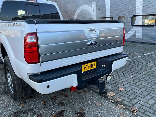 2015 ford f250 super duty platinum v8 6.2l lariat v-77-hrz - afbeelding 11 van  43