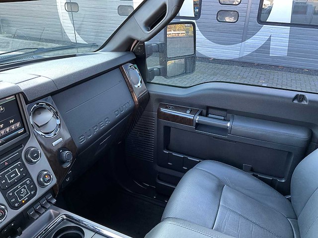 2015 ford f250 super duty platinum v8 6.2l lariat v-77-hrz - afbeelding 25 van  43