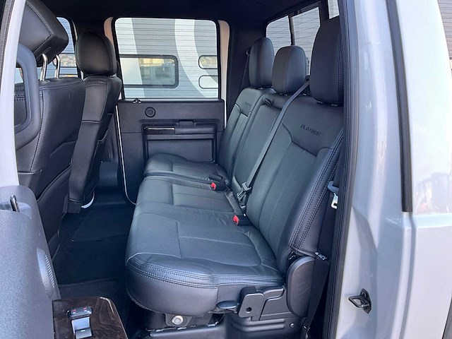 2015 ford f250 super duty platinum v8 6.2l lariat v-77-hrz - afbeelding 31 van  43