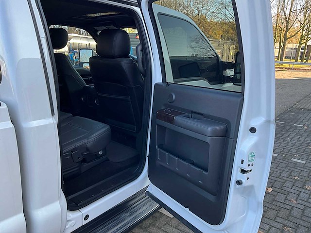 2015 ford f250 super duty platinum v8 6.2l lariat v-77-hrz - afbeelding 32 van  43