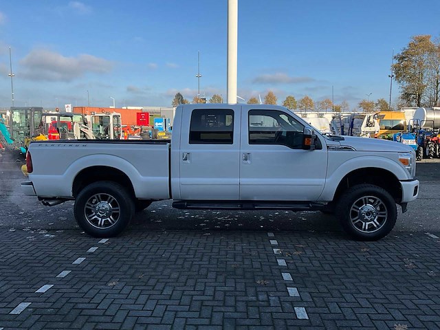 2015 ford f250 super duty platinum v8 6.2l lariat v-77-hrz - afbeelding 41 van  43