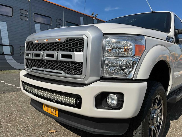 2015 ford f250 super duty platinum v8 6.2l lariat van v-77-hrz - afbeelding 4 van  25