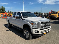 2015 ford f250 super duty platinum v8 6.2l lariat van v-77-hrz - afbeelding 44 van  46
