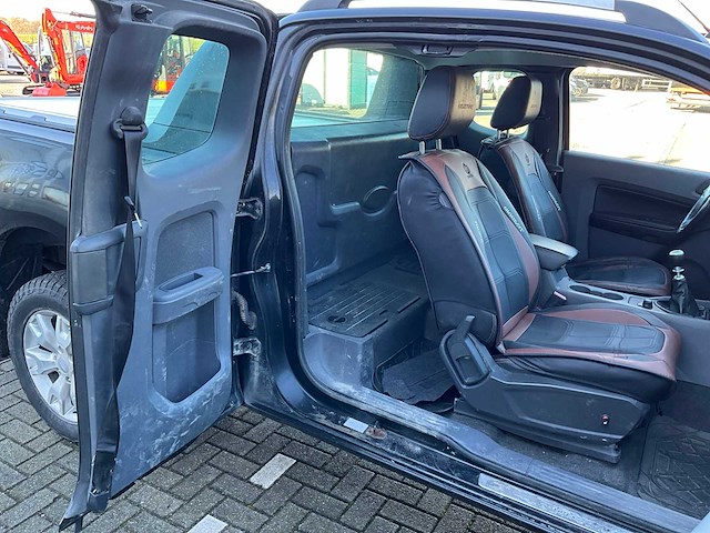 2015 ford ranger 3.2 wildtrak bedrijfswagen vn-184-x - afbeelding 31 van  41