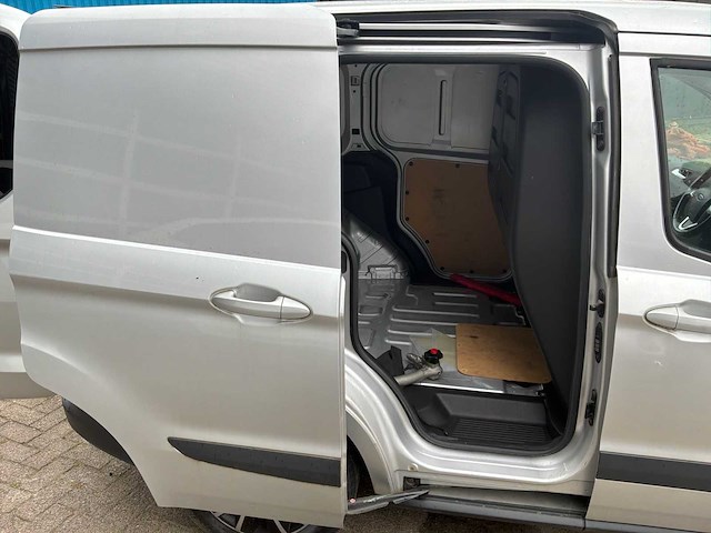 2015 ford transit courier 1.5 tdci trend bedrijfswagen - afbeelding 9 van  35