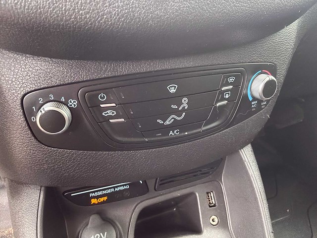 2015 ford transit courier 1.5 tdci trend bedrijfswagen - afbeelding 19 van  35