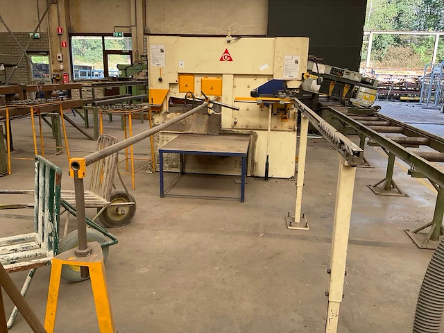 2015 geka hydracop 110sd pons- en knipmachine - afbeelding 14 van  24