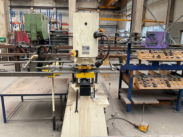 2015 geka hydracop 110sd pons- en knipmachine - afbeelding 21 van  24