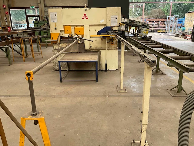 2015 geka hydracop 110sd pons- en knipmachine - afbeelding 6 van  24