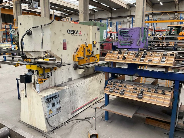 2015 geka hydracop 110sd pons- en knipmachine - afbeelding 20 van  24