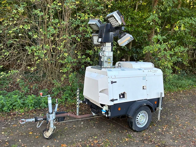2015 generac battery led-1 mobiele lichtmast - afbeelding 6 van  13