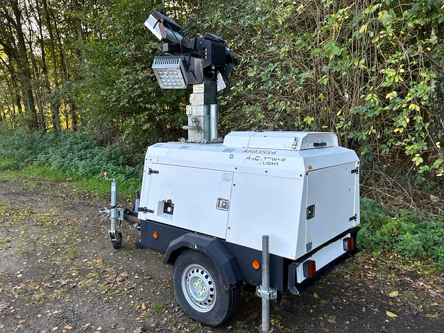 2015 generac battery led-1 mobiele lichtmast - afbeelding 8 van  13