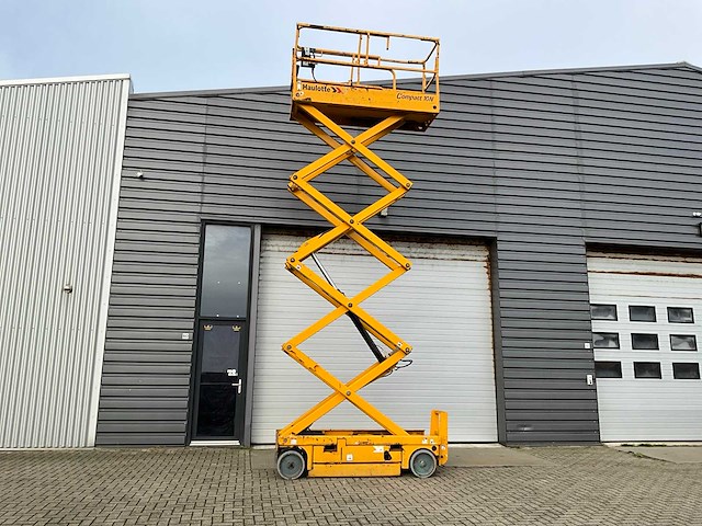 2015 haulotte compact 10 n hoogwerker - afbeelding 8 van  12