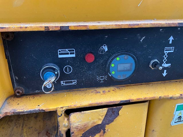 2015 haulotte compact 8 hoogwerker - afbeelding 12 van  12