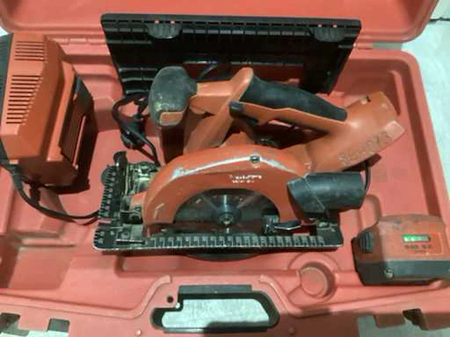 2015 hilti scw 22-a accu cirkelzaag machine - afbeelding 2 van  2