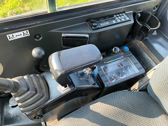 2015 hitachi zaxis 22u minigraafmachine - afbeelding 10 van  24