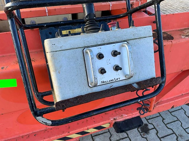 2015 holland lift b195dl25g hoogwerker - afbeelding 11 van  38