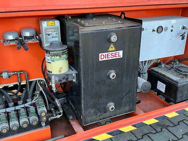 2015 holland lift b195dl25g hoogwerker - afbeelding 19 van  38