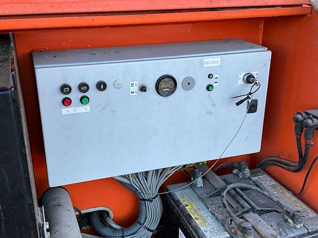 2015 holland lift b195dl25g hoogwerker - afbeelding 21 van  38