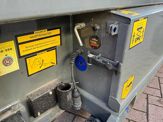 2015 holland lift ecostar hl-9714 hoogwerker - afbeelding 13 van  17