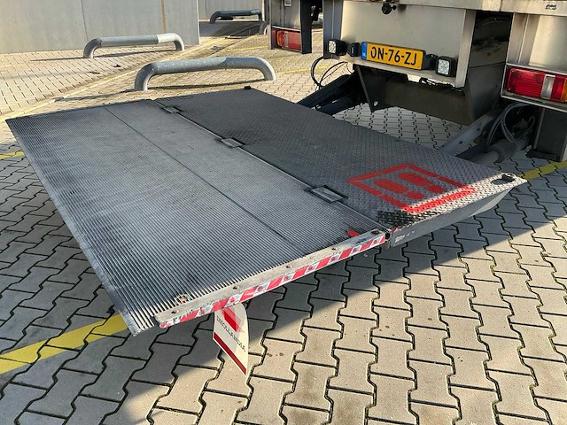 2015 h.t.f. oplegger - afbeelding 3 van  27